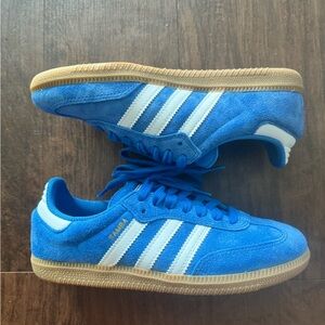 blue adidas samba